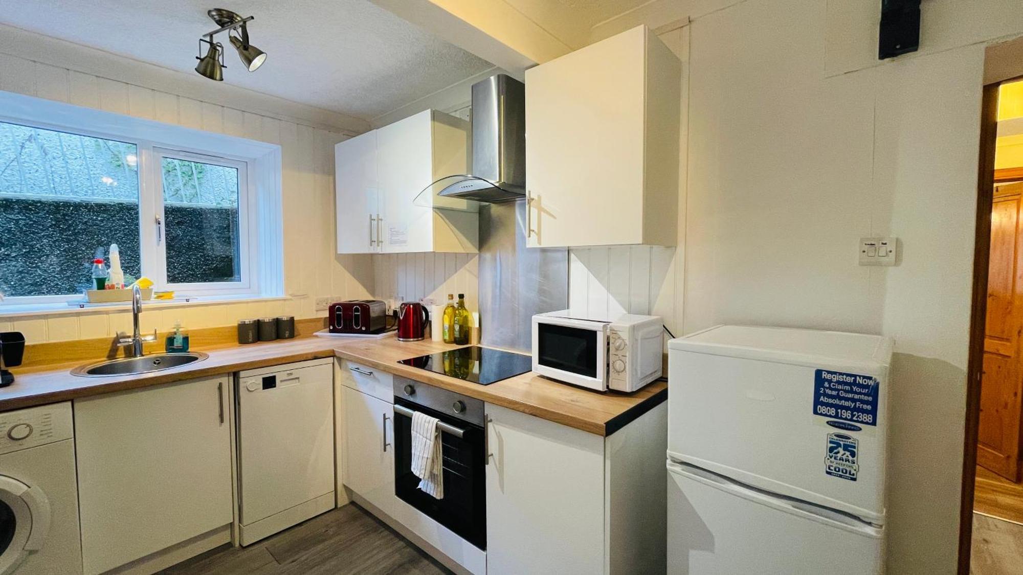 Stylish Garden Flat Near Loch Ness Apartment ดรัมนาดรอคิท ภายนอก รูปภาพ